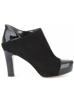 Jeta Black