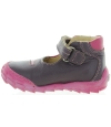 Special shoes for flat kids overpronation