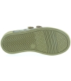 Kids sneakers with good arches and flexible soles