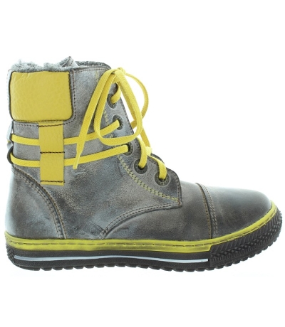 Snow boots for kids with ankles bending inwards Snow boots for kids with ankles bending inwards