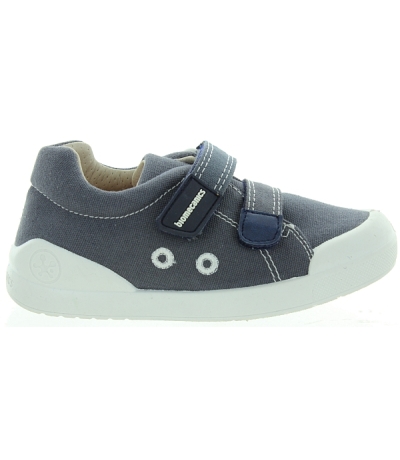 Boys canvas shoes for Summer wear 
