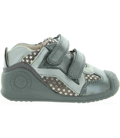 Toe in toddler corrective shoes with support Toe in toddler corrective shoes with support