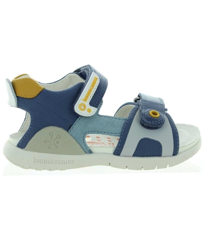 Sandals for pigeon toed child with ankle support 