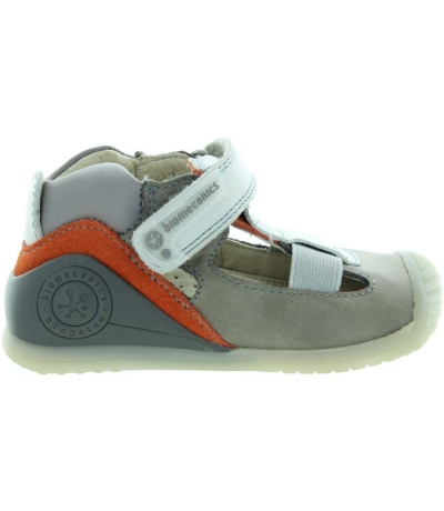 Natural Step Sandals for a New Walker | Baby Boy Shoes Biomecanics Natural Step Sandals for a New Walker | Baby Boy Shoes Biomecanics