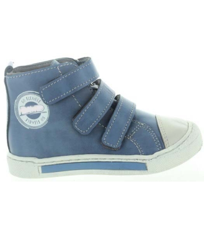 Stiff soled pronation preventive boots for boys or girls Stiff soled pronation preventive boots for boys or girls