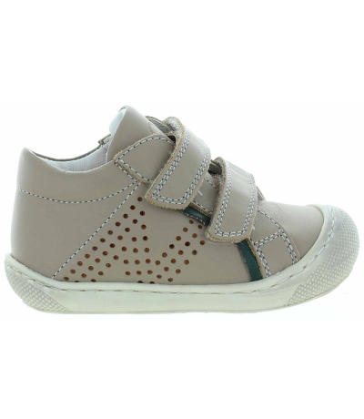Sneakers for baby learning to walk 
