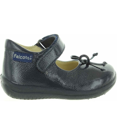 High arch shoes for a new walking baby High arch shoes for a new walking baby