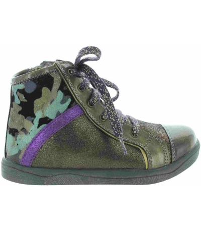 Handsome brown leather boots for older girls Handsome brown leather boots for older girls