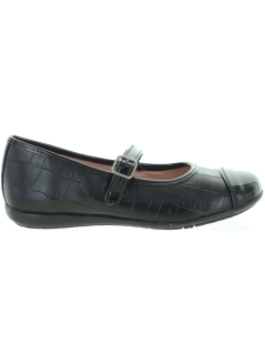 Lisle Black