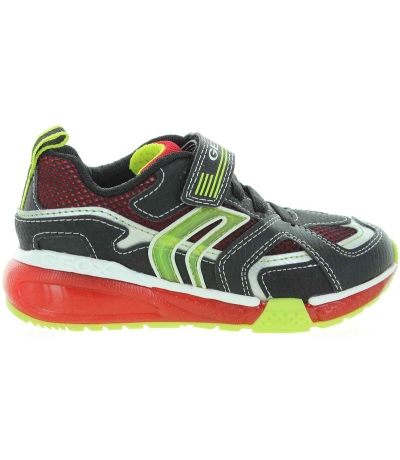 Special sneakers for kids for fallen ankles Special sneakers for kids for fallen ankles