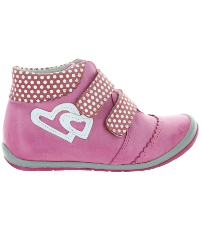 Boots for girls with flat feet 
