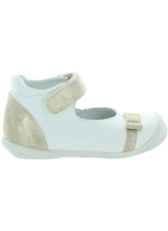 Konia White