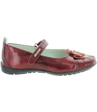 Dress shoes in red leather with good support 