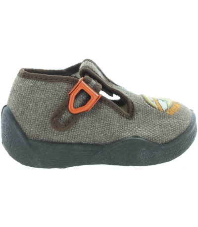 Special ortho walking shoes for flat kids feet