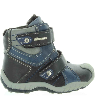 Snow boots for child with pigeon toes Snow boots for child with pigeon toes