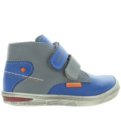 Boys boots for with ankle arch support Boys boots for with ankle arch support