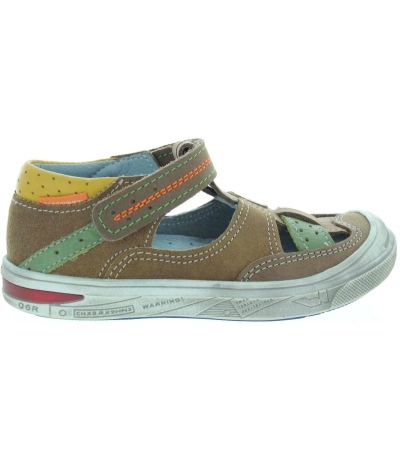 Ankle high closed toe boys brown leather sandals