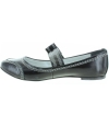 Pointy toe black flats for ladies