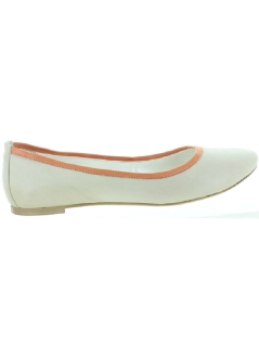 Sara Beige