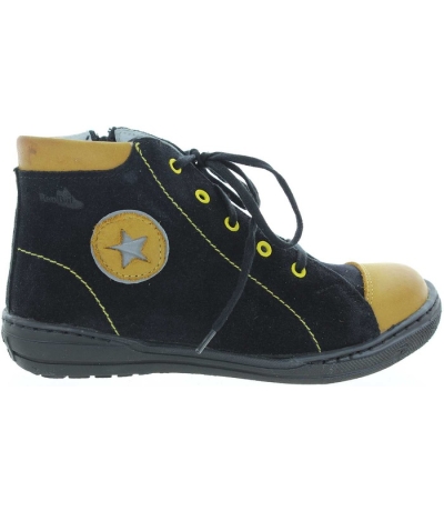 Ankle high back high top sneakers boys