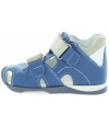 Sandals for a baby with pigeon toes Sandals for a baby with pigeon toes