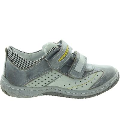 Shoes for wide boys feet and high arches Shoes for wide boys feet and high arches