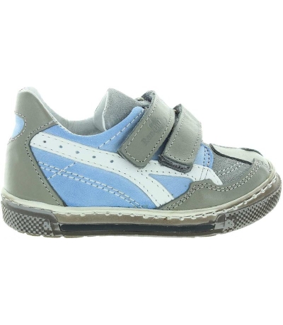 Orthopedic best sneakers with good arches