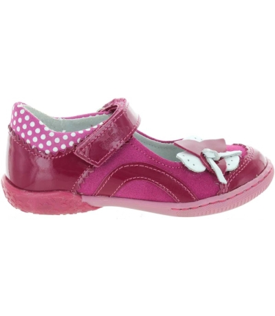 Girls pink quality shoes preventing from toe walking Girls pink quality shoes preventing from toe walking