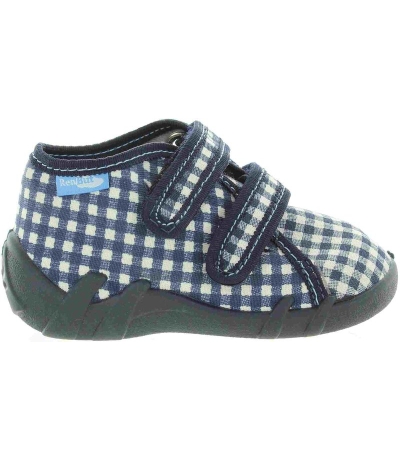 Kids plead slippers for wide chubby feet and high instep Kids plead slippers for wide chubby feet and high instep