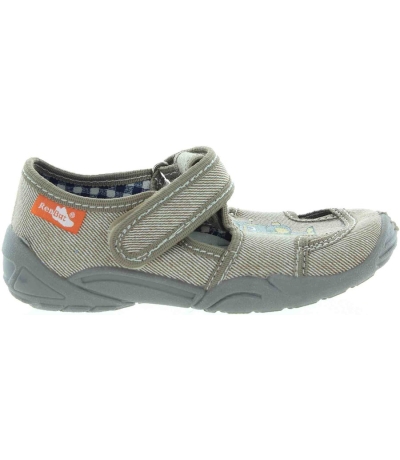 Slippers for kids with big arches inside Slippers for kids with big arches inside
