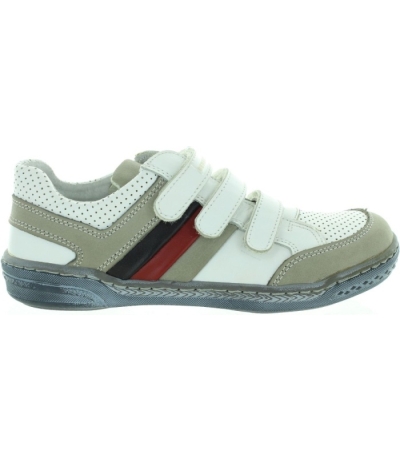 Sporty European white leather boys shoe