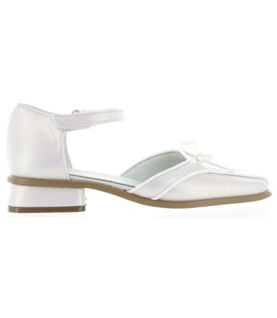 Pink dress shoes for an older girl from Italy Pink dress shoes for an older girl from Italy