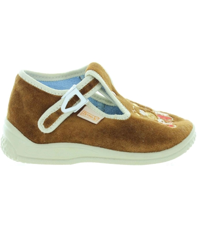 Children house footwear with good support and arches 